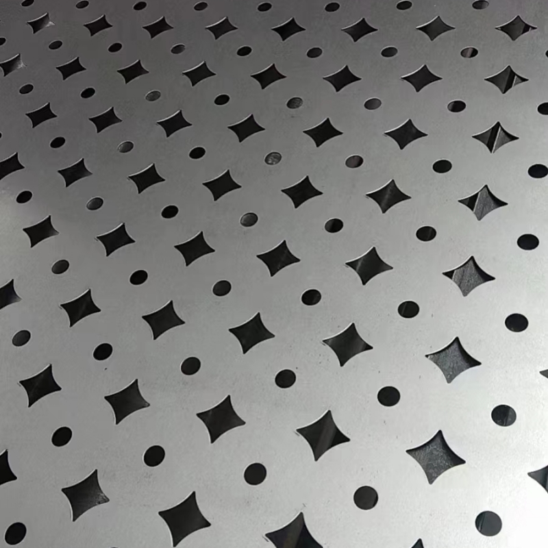 辽宁冲孔筛板设计与加工：如何选择更佳材料与技术